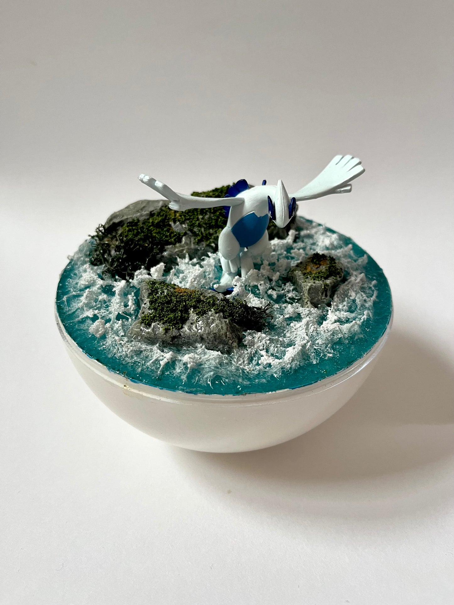 LUGIA (Large 14cm) PokéBall Diorama Terrarium