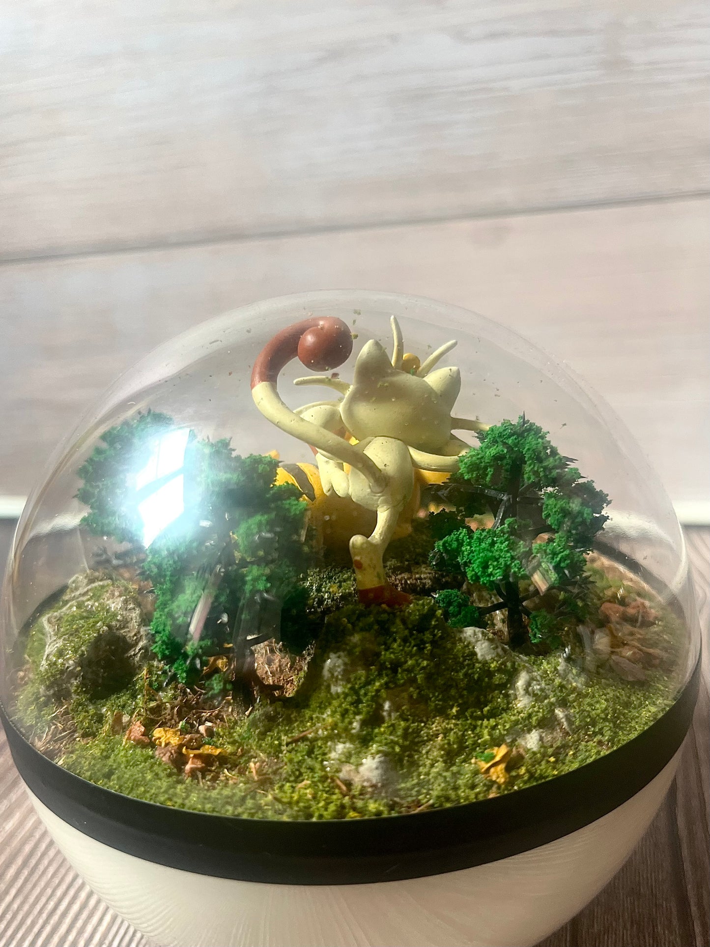 PIKACHU and MEOWTH (Medium 12cm) PokéBall Diorama Terrarium